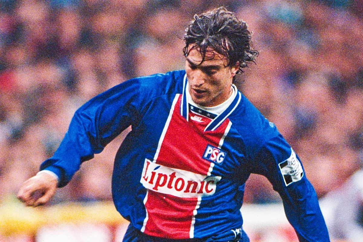 Soluciones para el Desafío de Creación de Plantillas de Ginola Triple Amenaza en FC 24 Ultimate Team