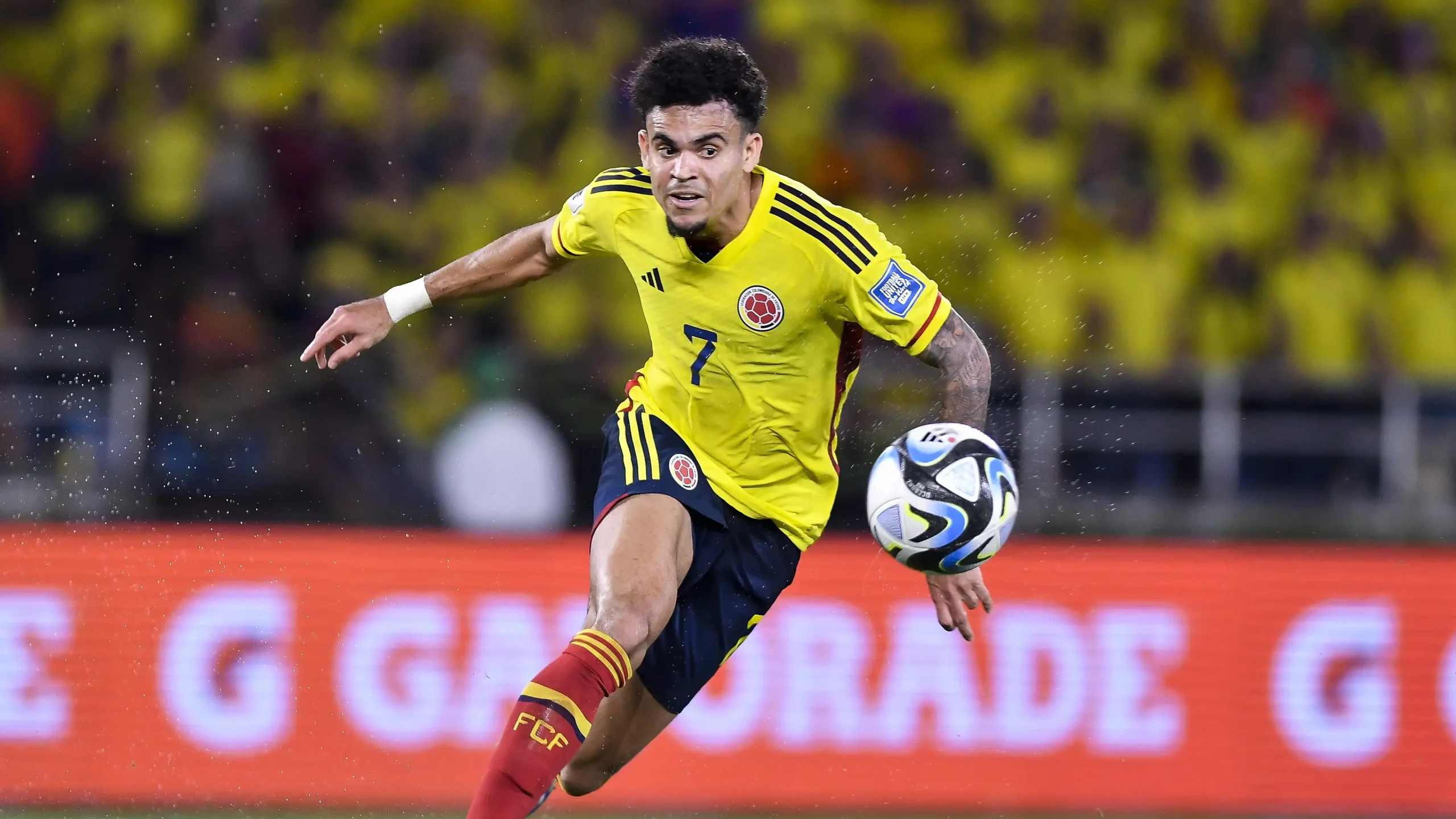 Soluciones para el Desafío de Creación de Plantillas de Luis Díaz en FC 24 Ultimate Team